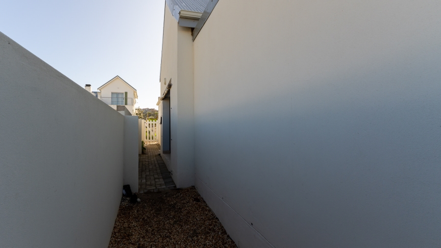 3 Bedroom Property for Sale in Stilbaai Wes Western Cape